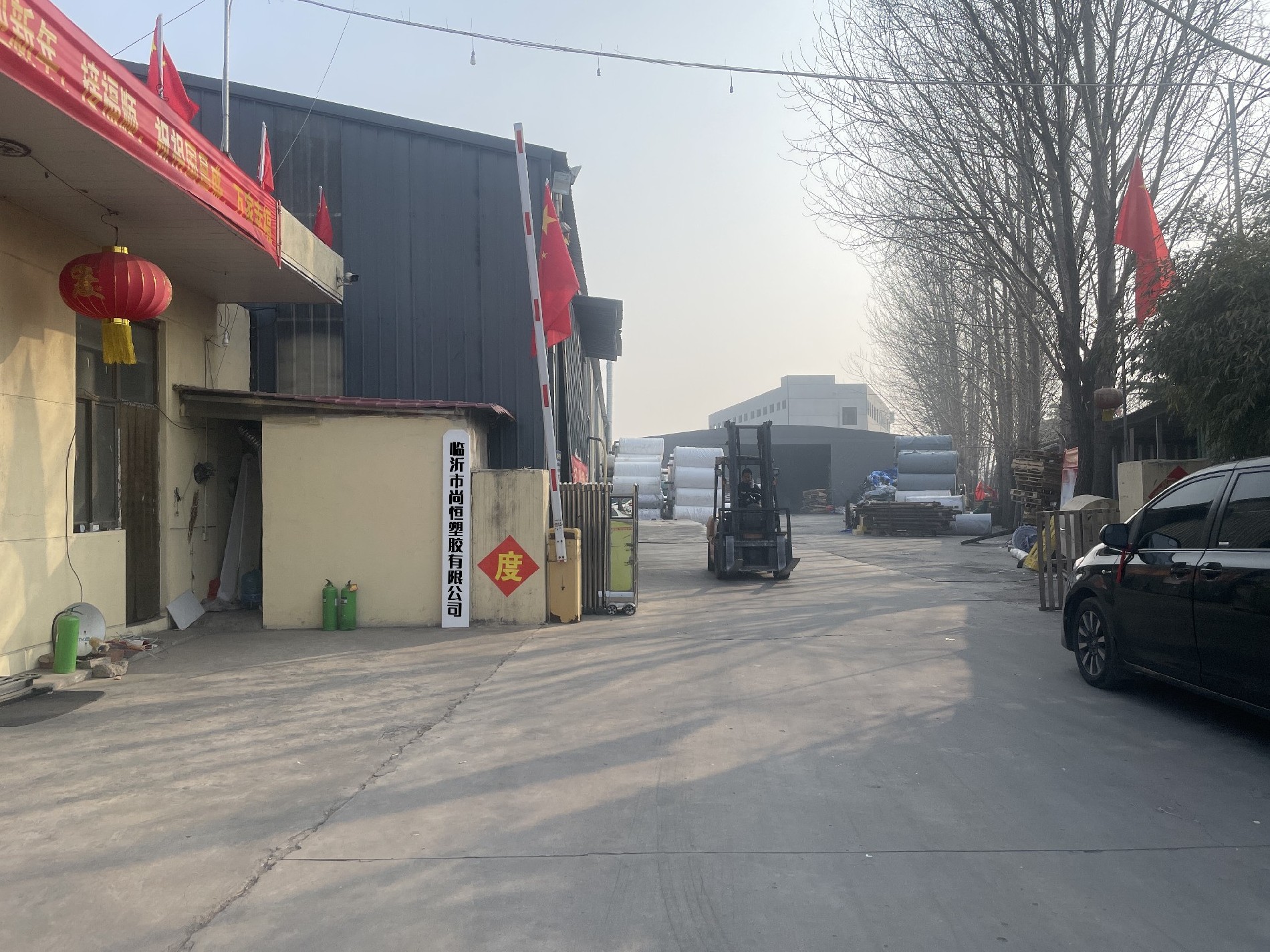 篷布專(zhuān)家——臨沂市尚恒塑膠有限公司，為您提供高品質(zhì)篷布解決方案